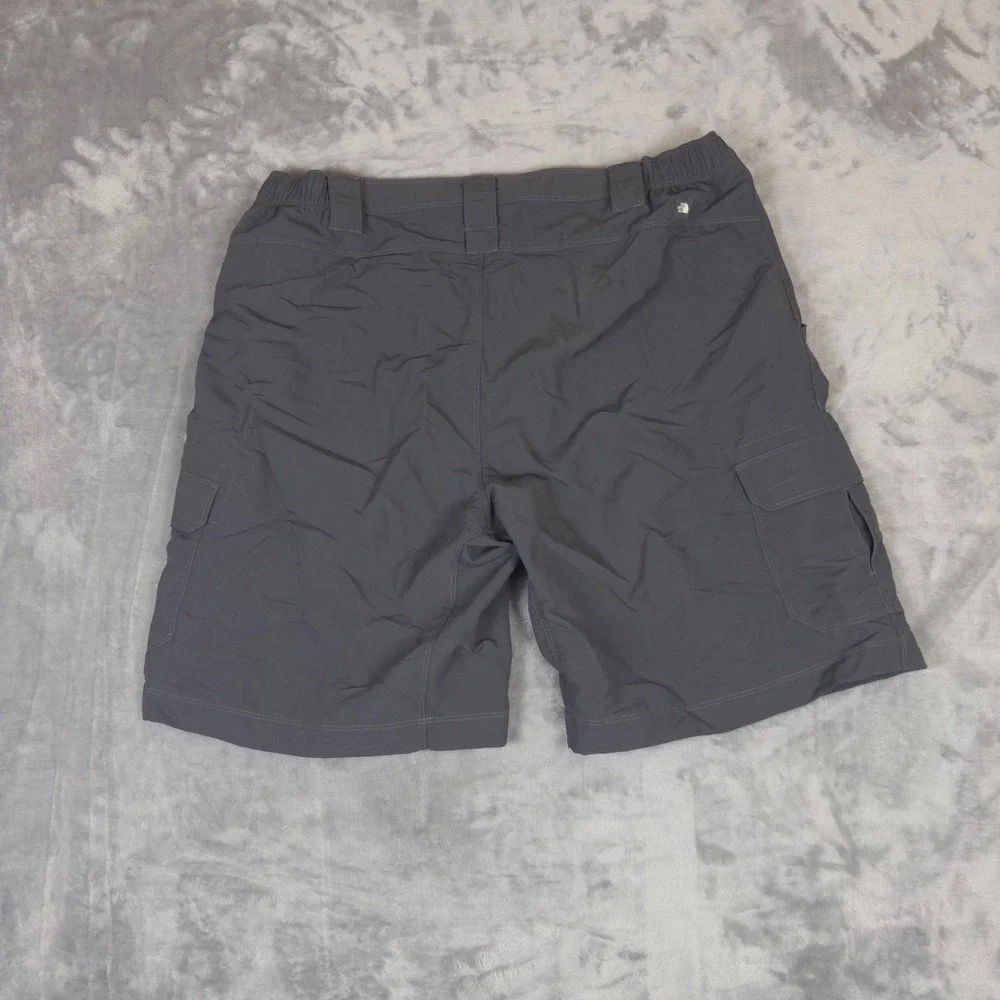 The North Face Cargo Shorts Mens L Gray Hiking Outdoor Lightweight Utility